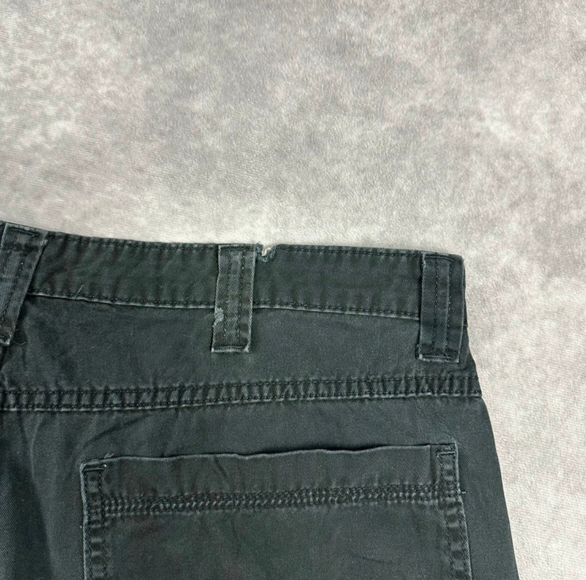 Wrangler Cargo Shorts (W36)
