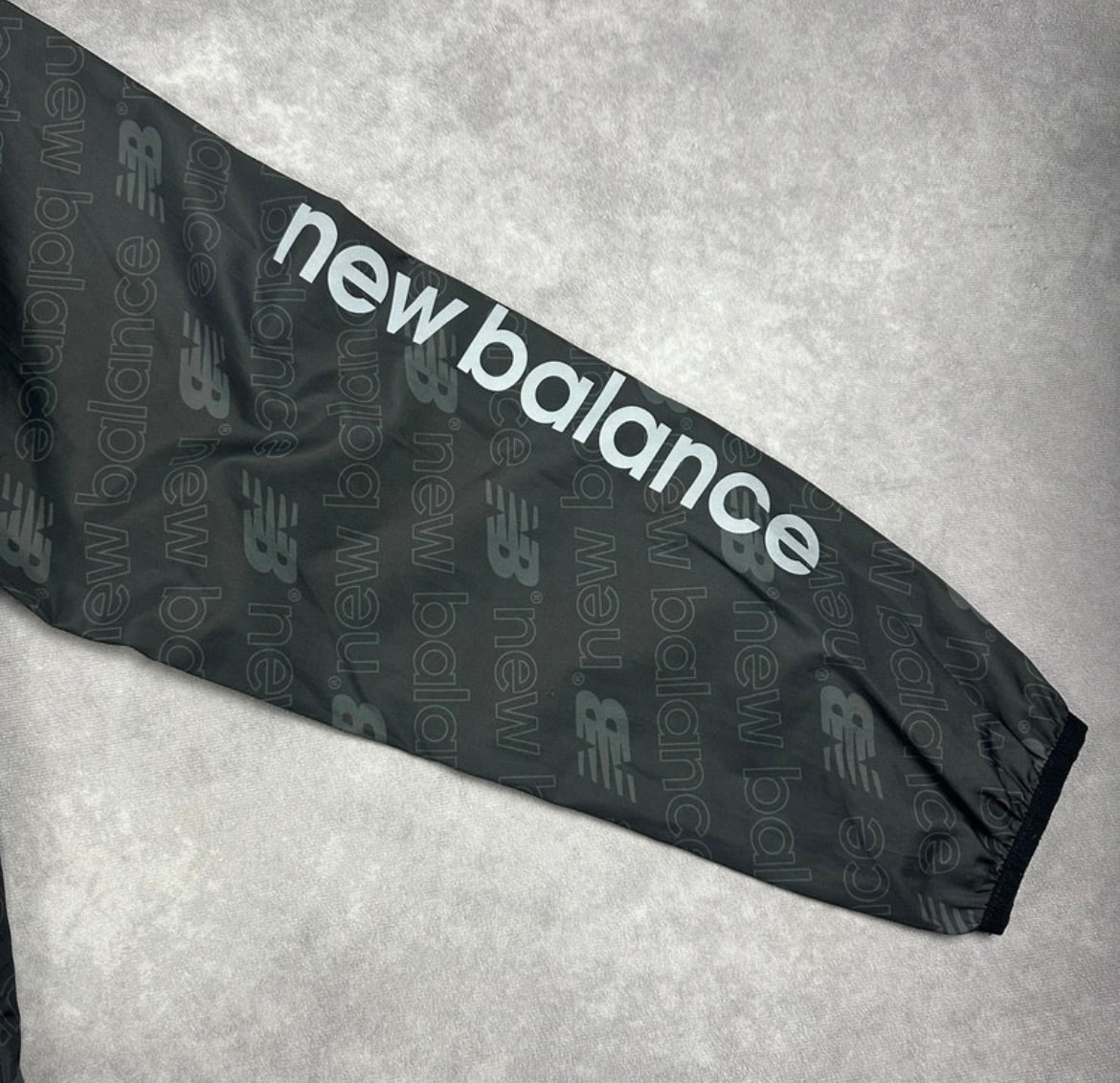 New Balance Jacke (M)