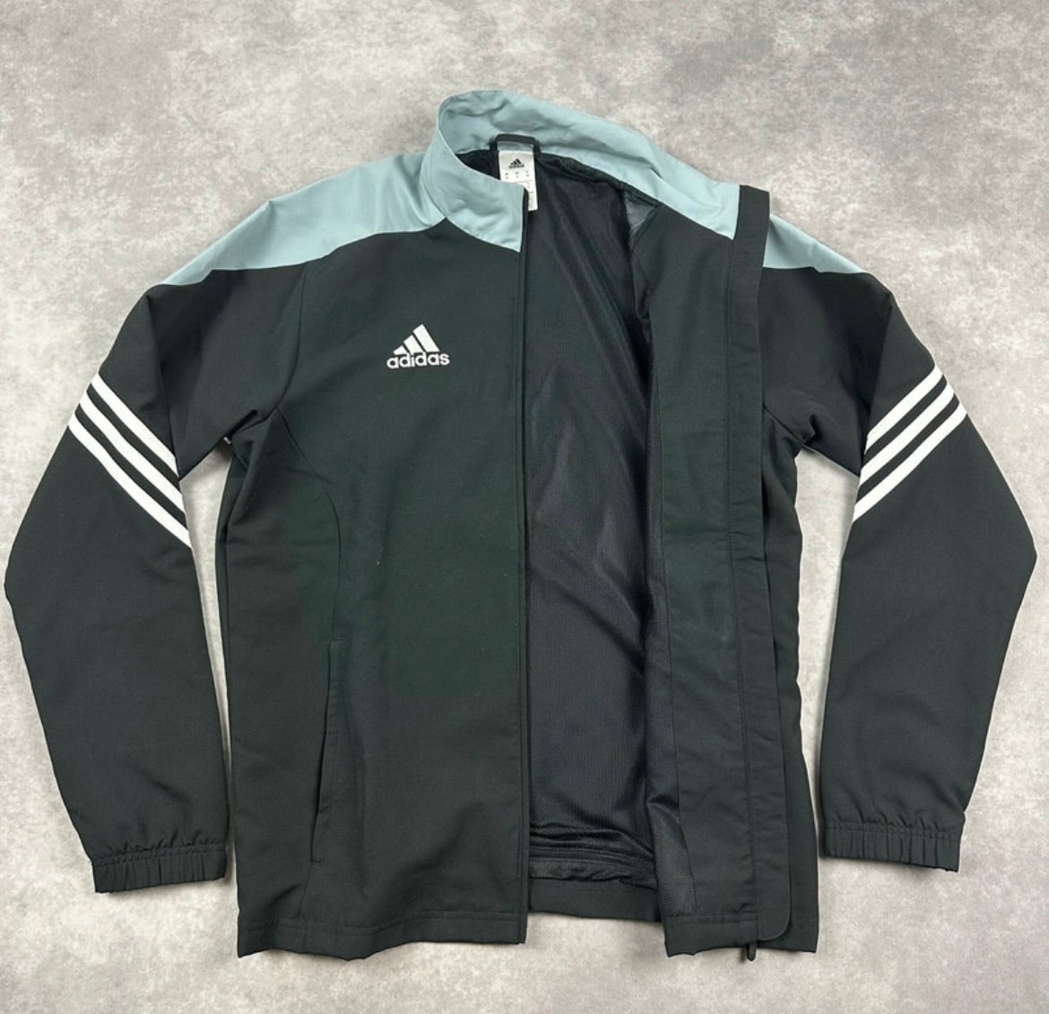 Adidas Trackjacke (M)
