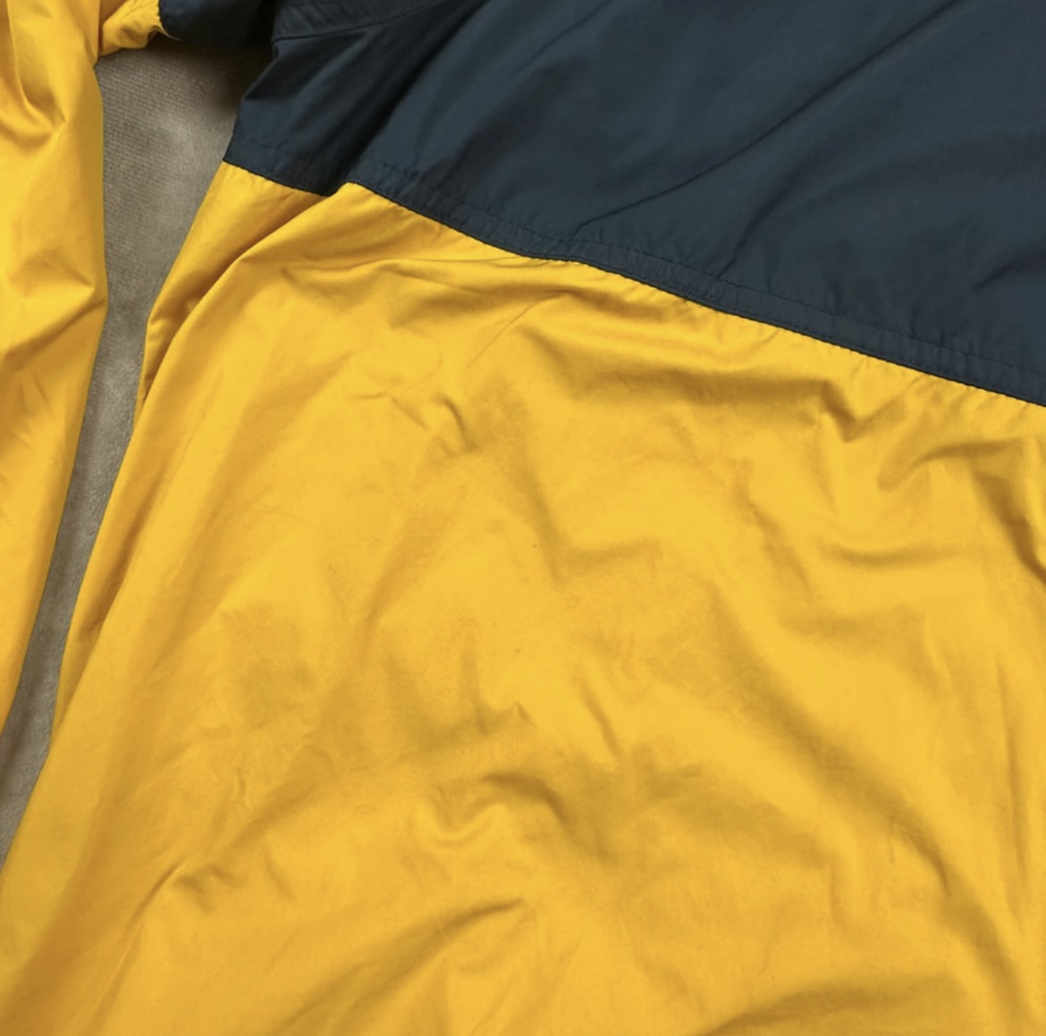 Nike Windbreaker (L)