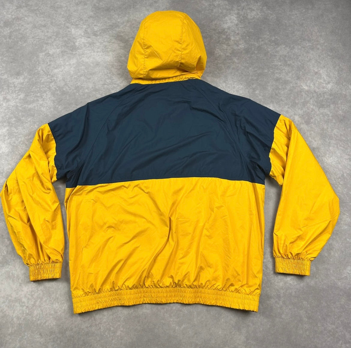 Nike Windbreaker (L)