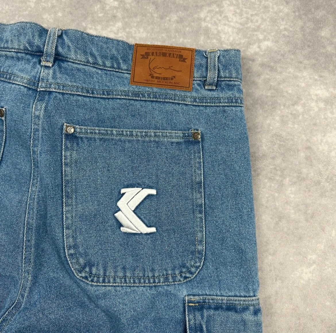 Karl Kani Shorts (M)