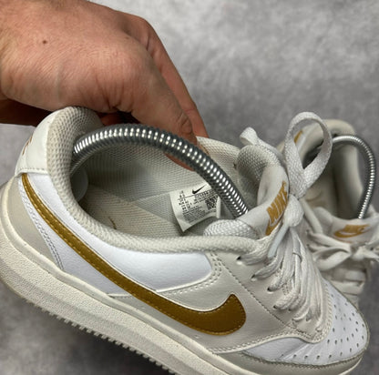 Nike W Court Vision Alta (40)