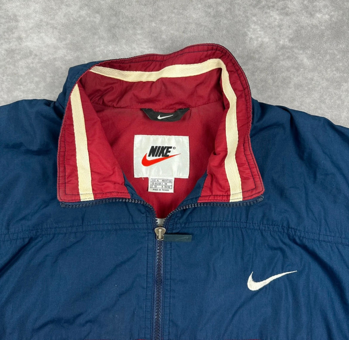 Nike Jacke (XL)