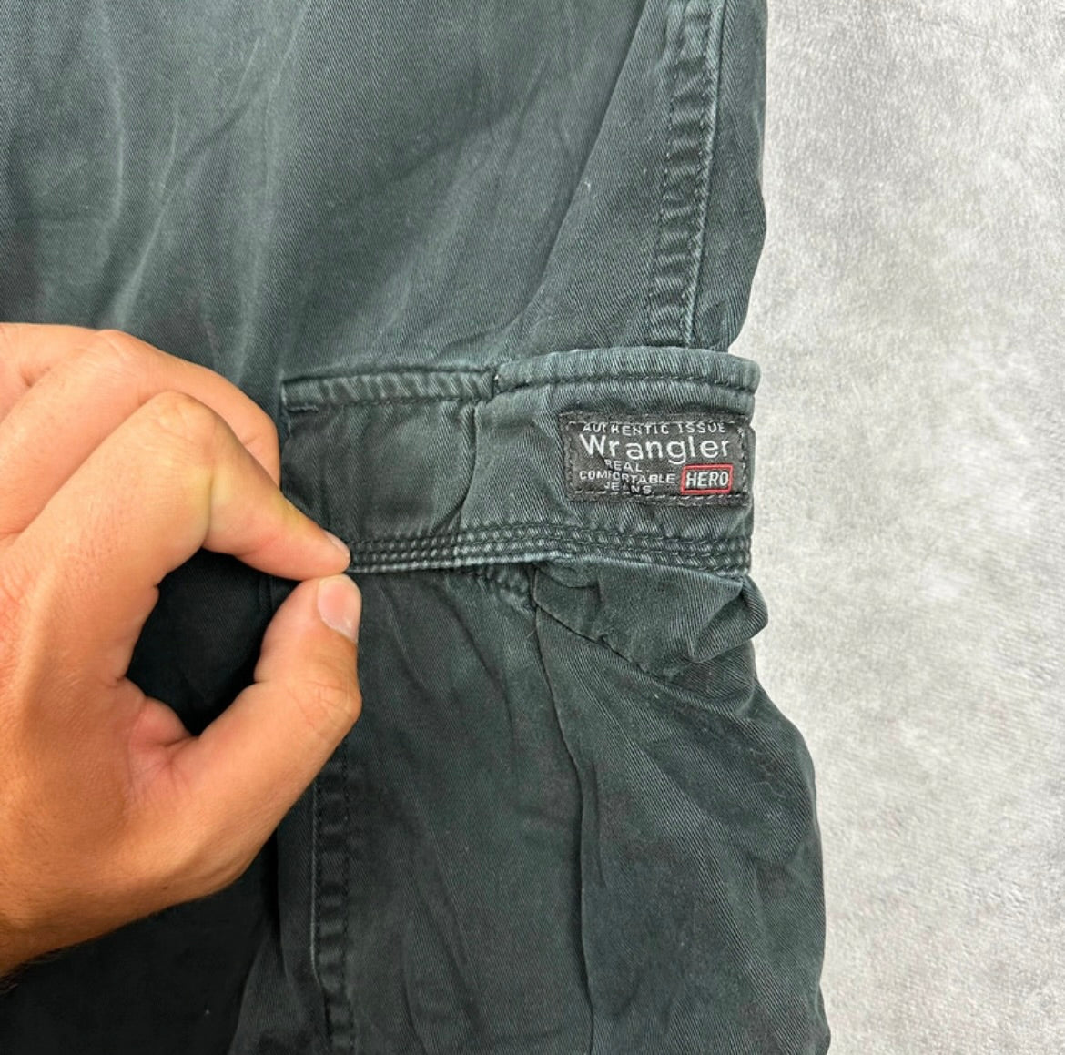 Wrangler Cargo Shorts (W36)