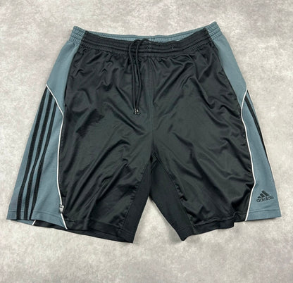 Adidas Shorts (XL)