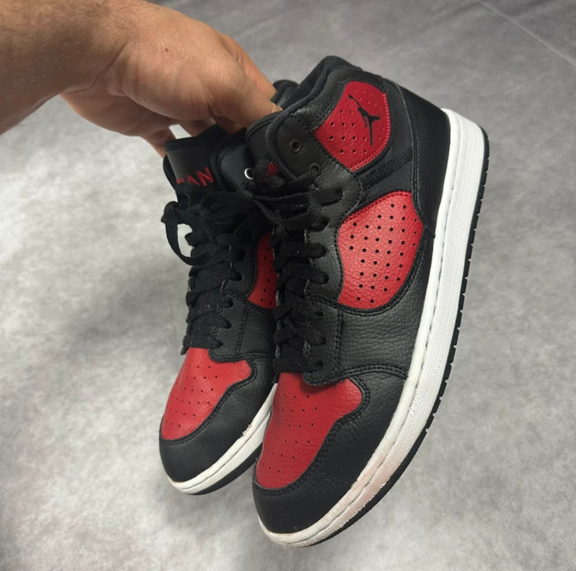 Nike Air Jordan 1 Mid (42,5)