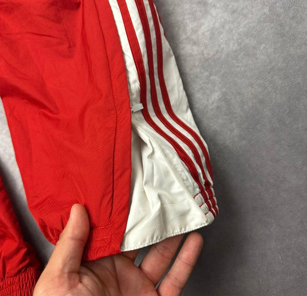 Adiddas Trackpants (M)