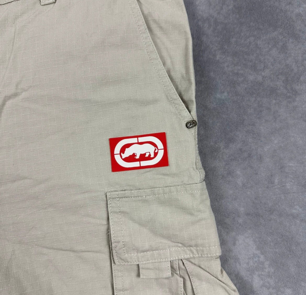 Ecko Unltd. Cargo Shorts (W32)