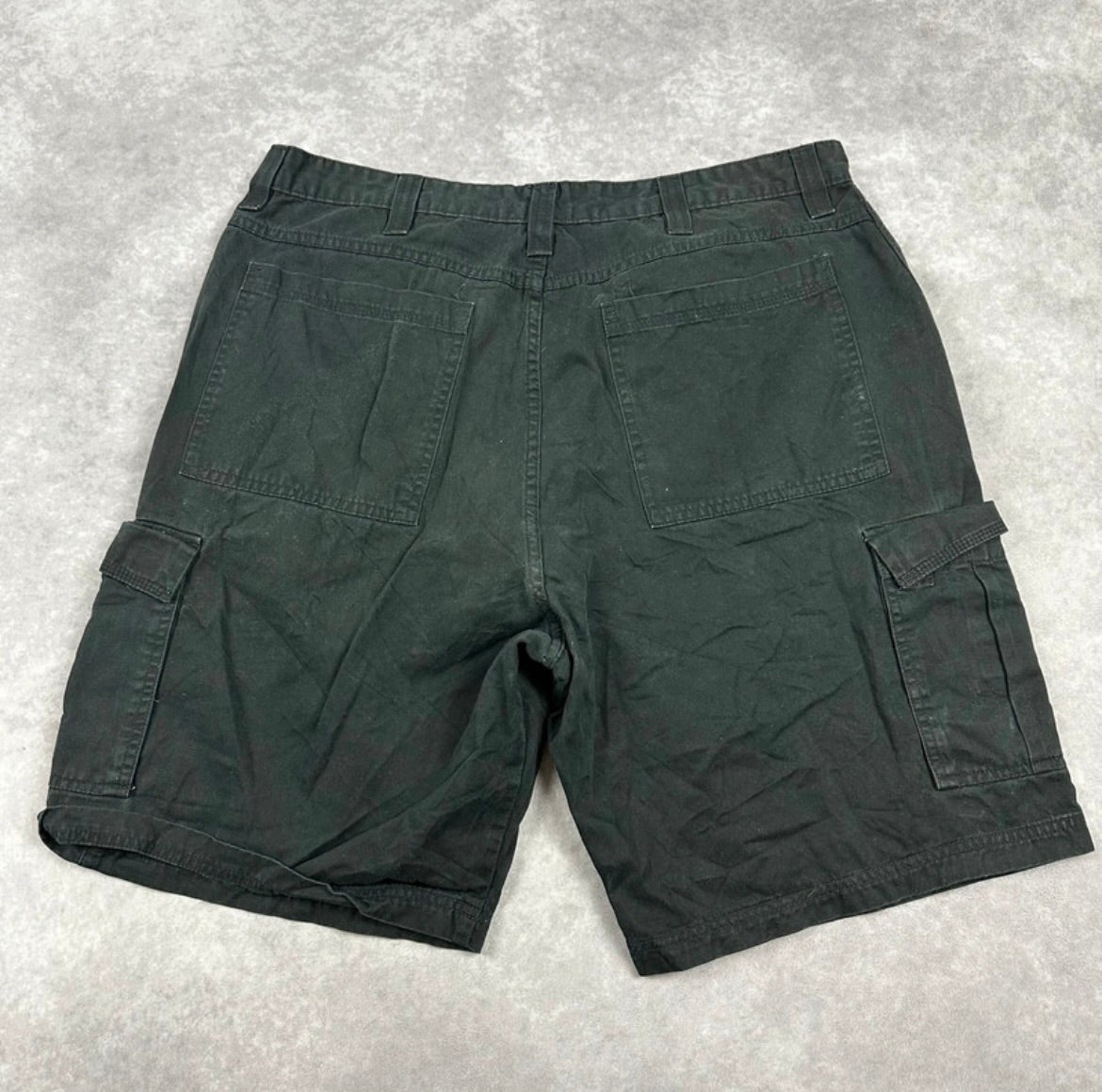 Wrangler Cargo Shorts (38)
