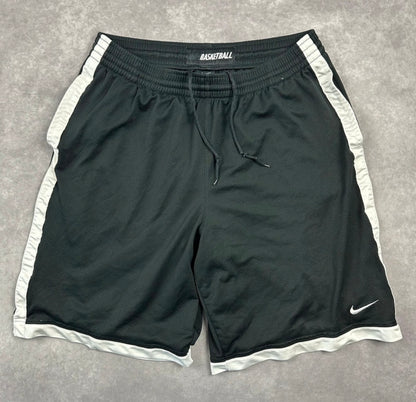 Nike Shorts (XL)
