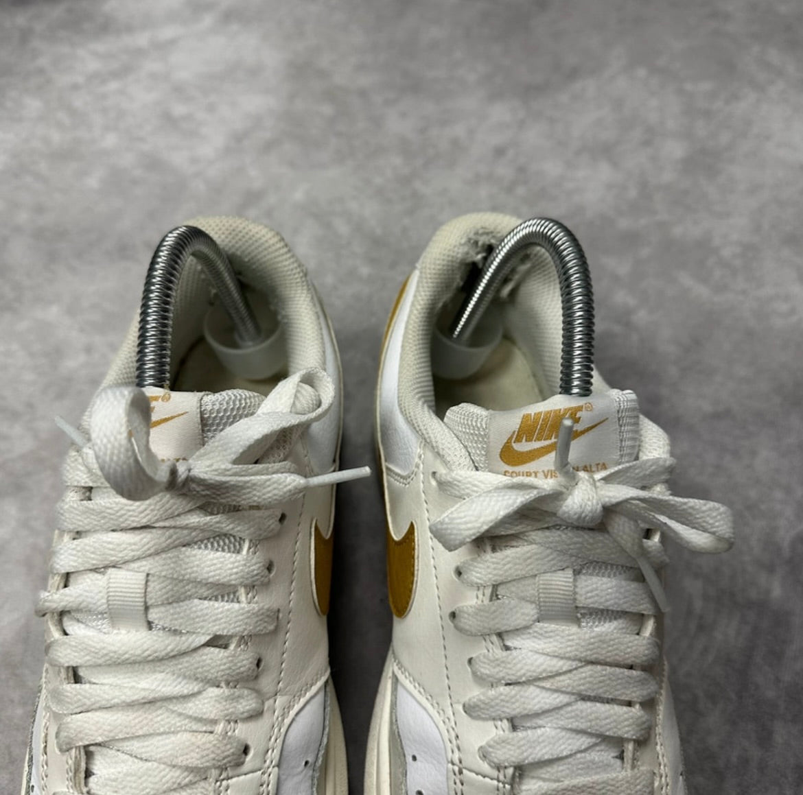 Nike W Court Vision Alta (40)