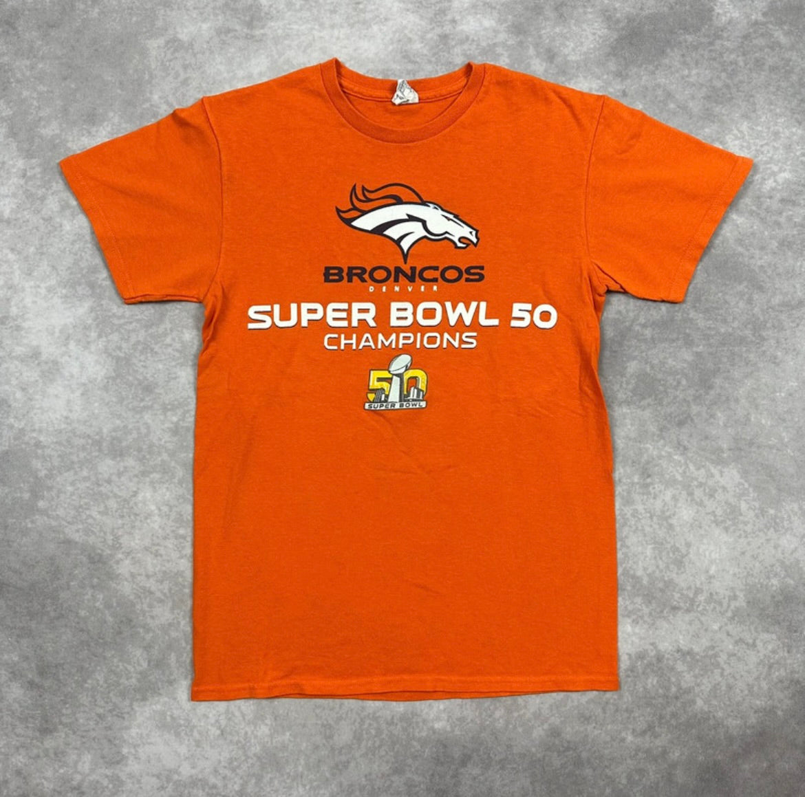 NFL Denver Broncos Tshirt (S)