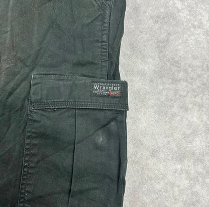 Wrangler Cargo Shorts (38)