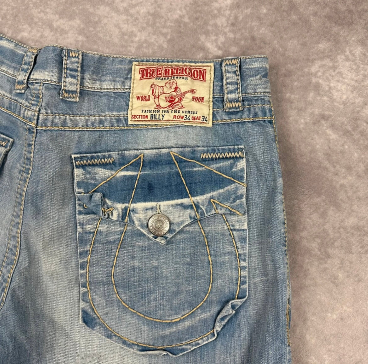 True Religions Shorts (34)