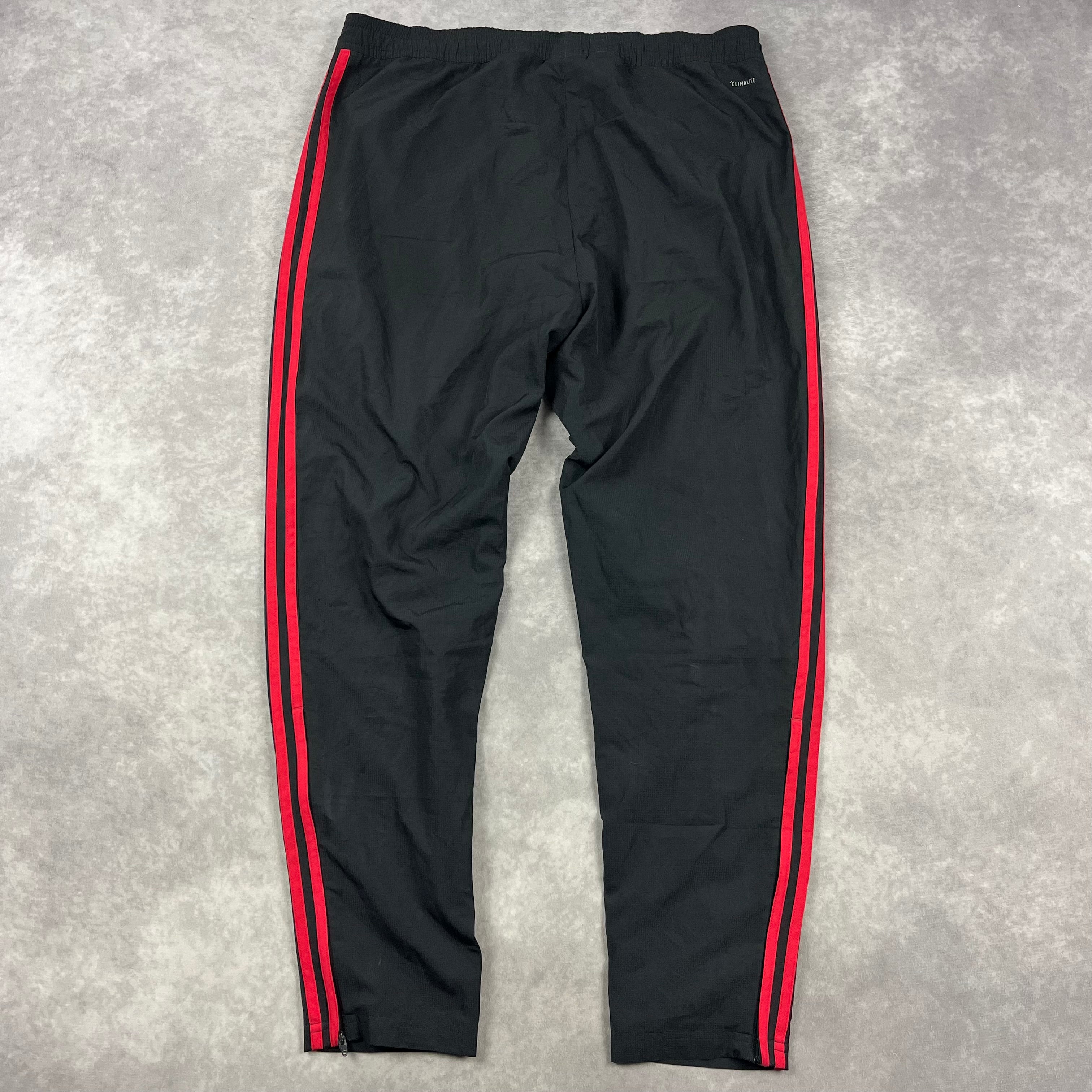 Adidas Manchester United Trackpants (M)