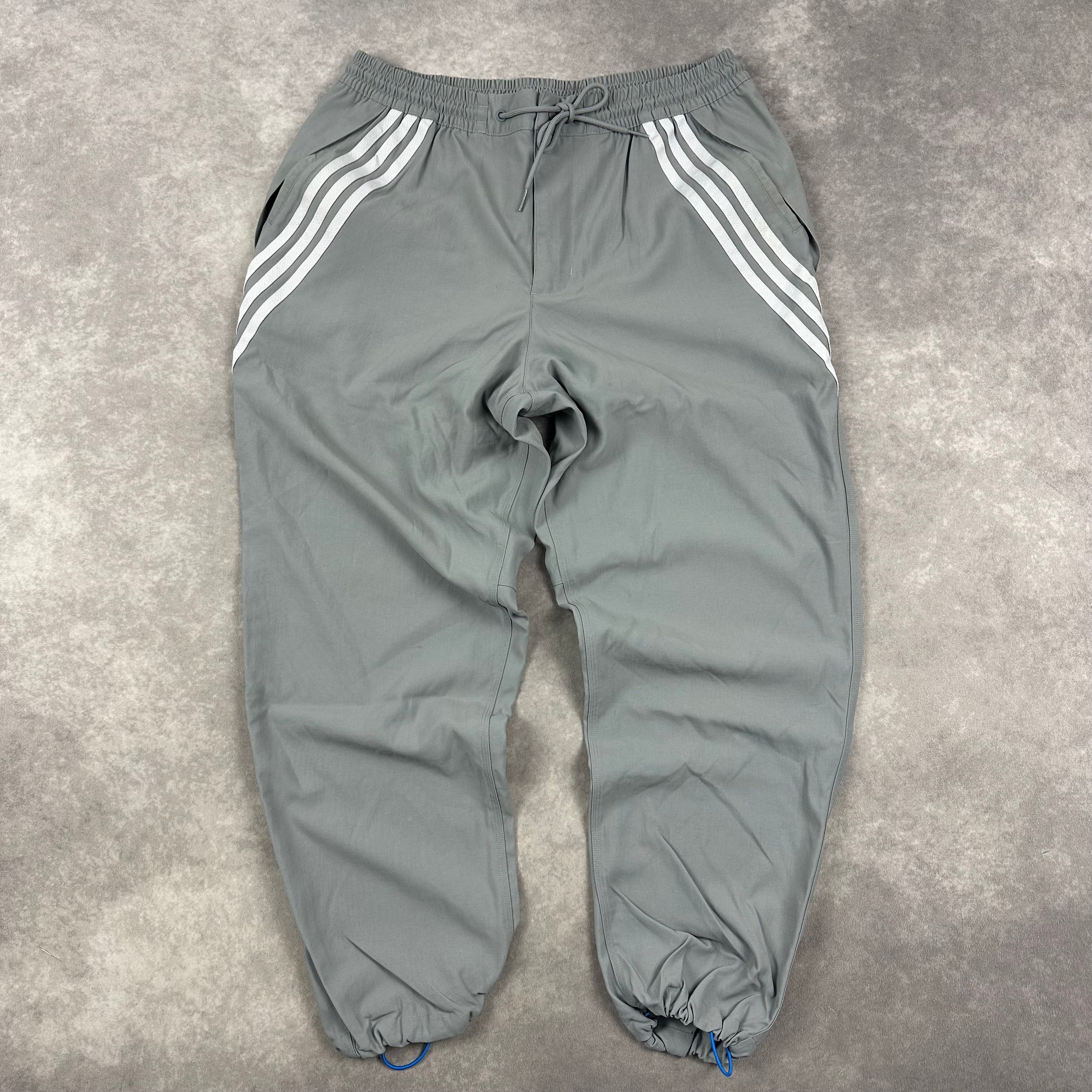 Adidas Trackpants (M)