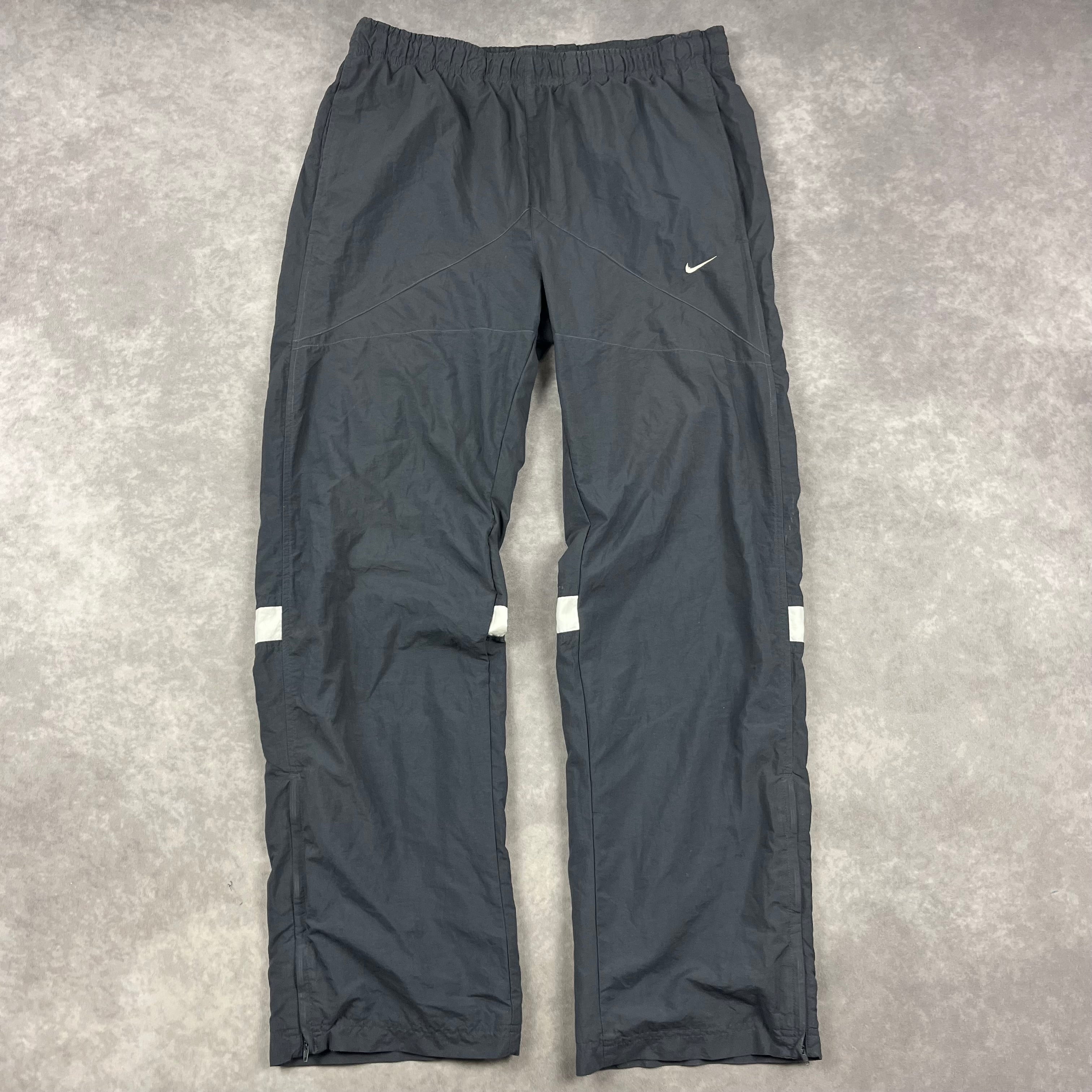 schwarze vintage Nike Trackpants 